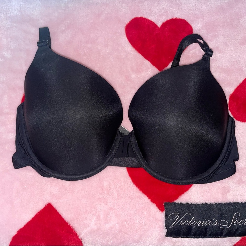 Victoria’s Secret Black Bra NWOT